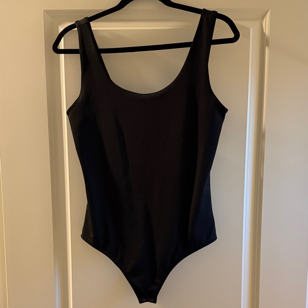 Express scoop neck black bodysuit